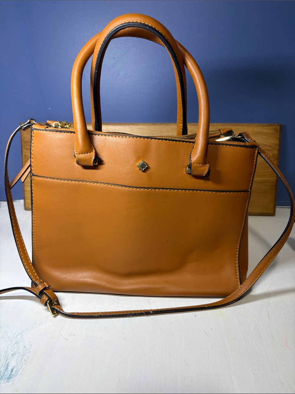 Crown & Ivey Structured Tan Leather Tote Handbag with Crossbody Strap